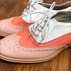 🌟cute as can be pink saddle shoes🌟